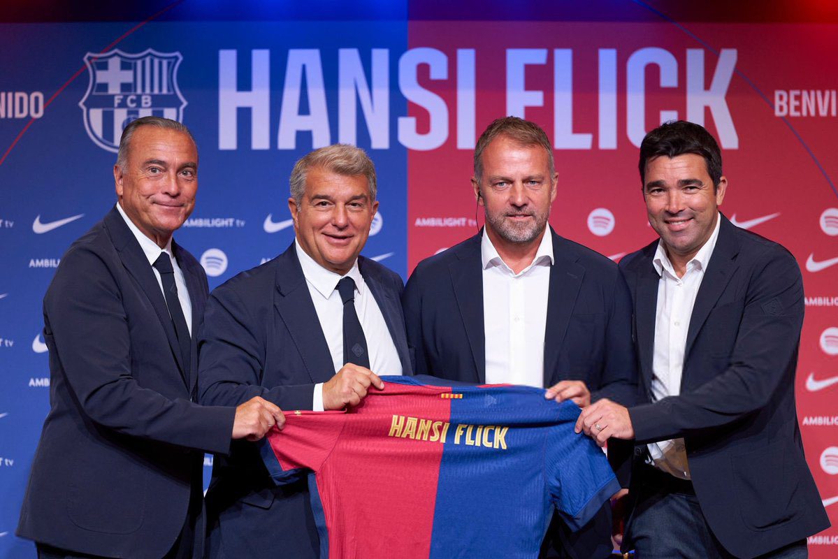 Barcelona e shpërblen Hansi Flick me kontratë të re