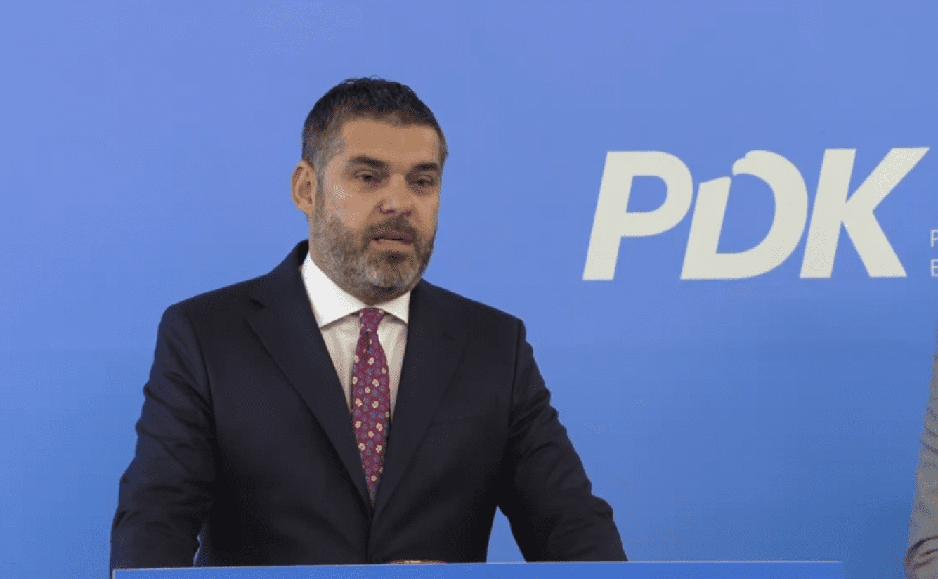 Kastrati largohet nga PDK-ja, kritikon Krasniqin për takimin me Kurtin