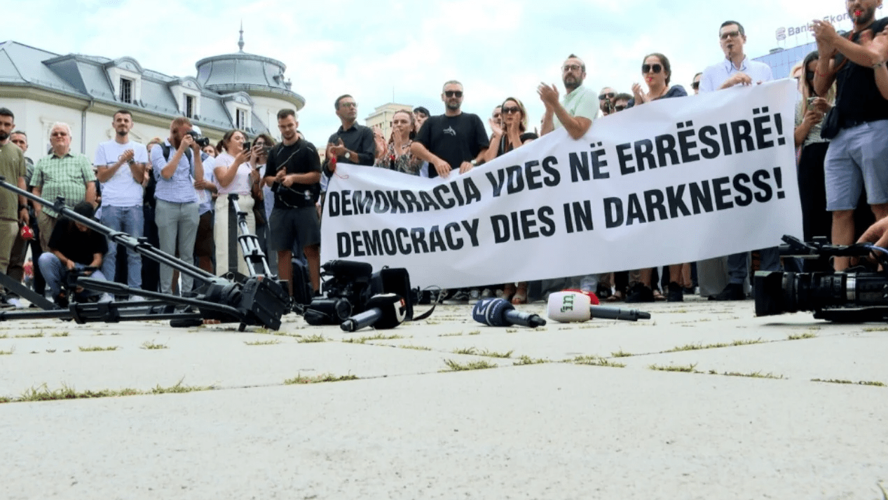 29 raste të kërcënimeve dhe sulmeve ndaj gazetarëve në Kosovë, për katër muaj