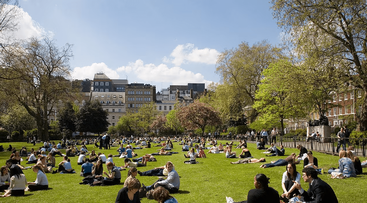 Britania drejt kufizimeve për studentët nga vendet më të prirura për të kërkuar azil