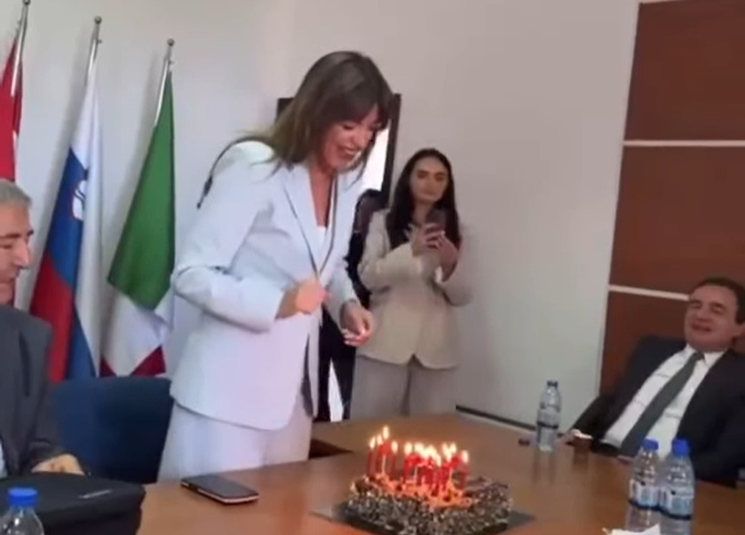 Haxhiut feston ditëlindjen, por jo dhe pozitën si kryeparlamentare