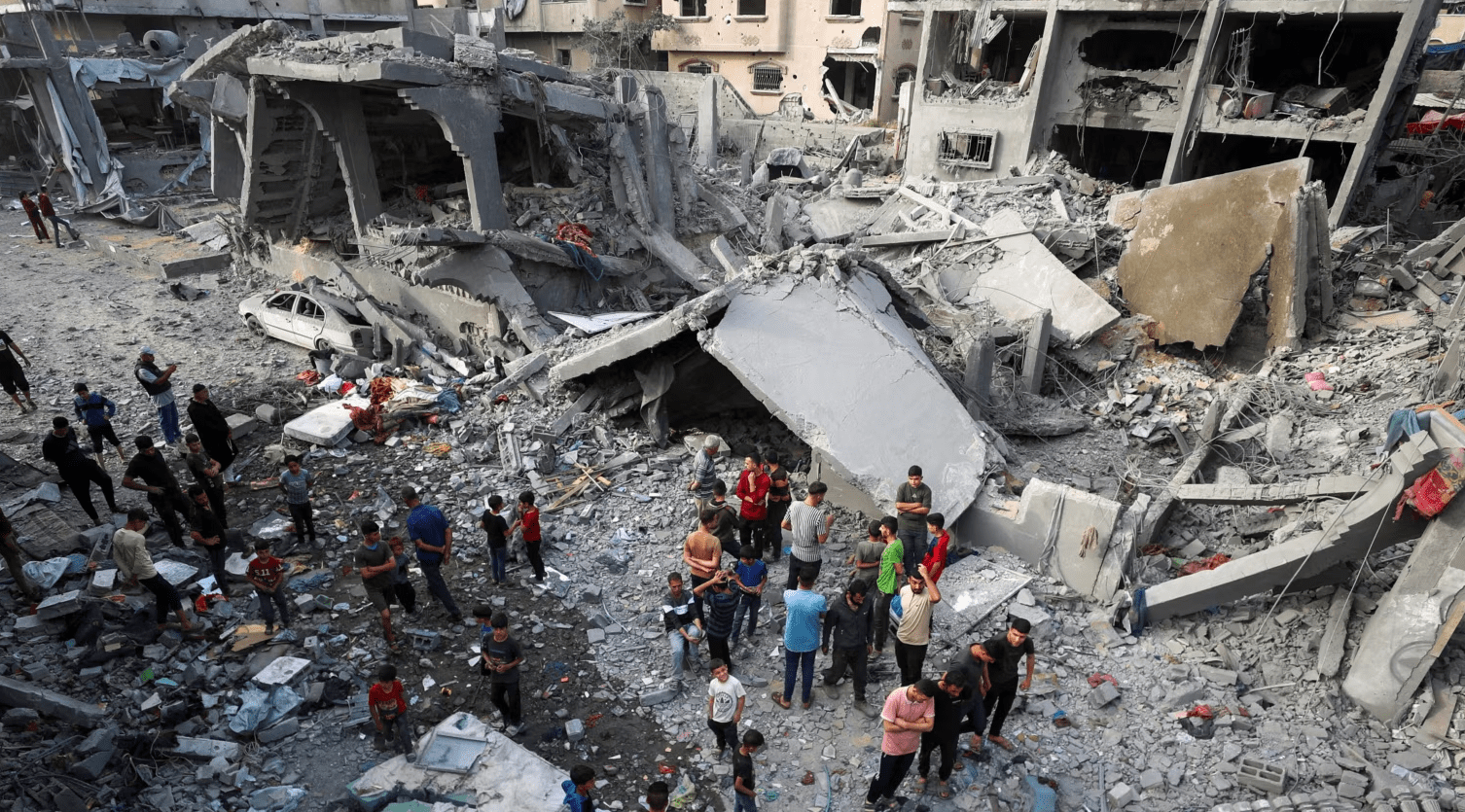 Sulmet izraelite vrasin 20 njerëz në Gazë, përfshirë një gazetar