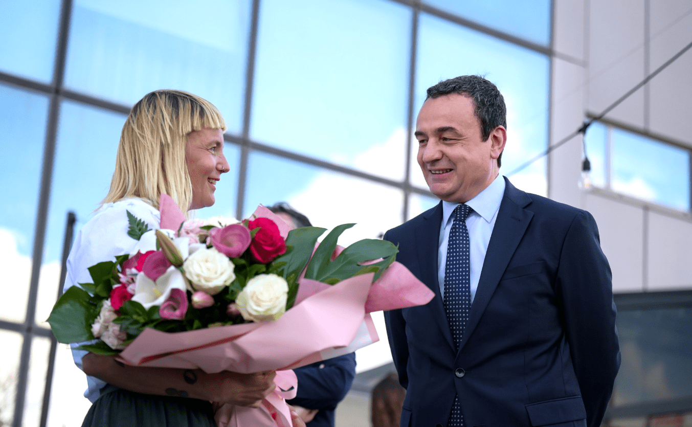 Pas ngjitjeve në 14 majat e botës, Kurti e pret në takim Uta Ibrahimin – e cilëson ‘sinonim të lartësive’