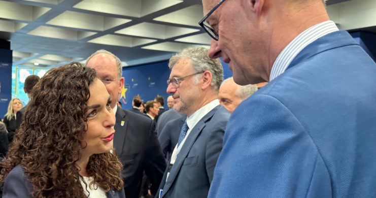 Osmani pas takimit me Merz: Pres më padurim të forcojmë partneritetin Kosovë-Gjermani