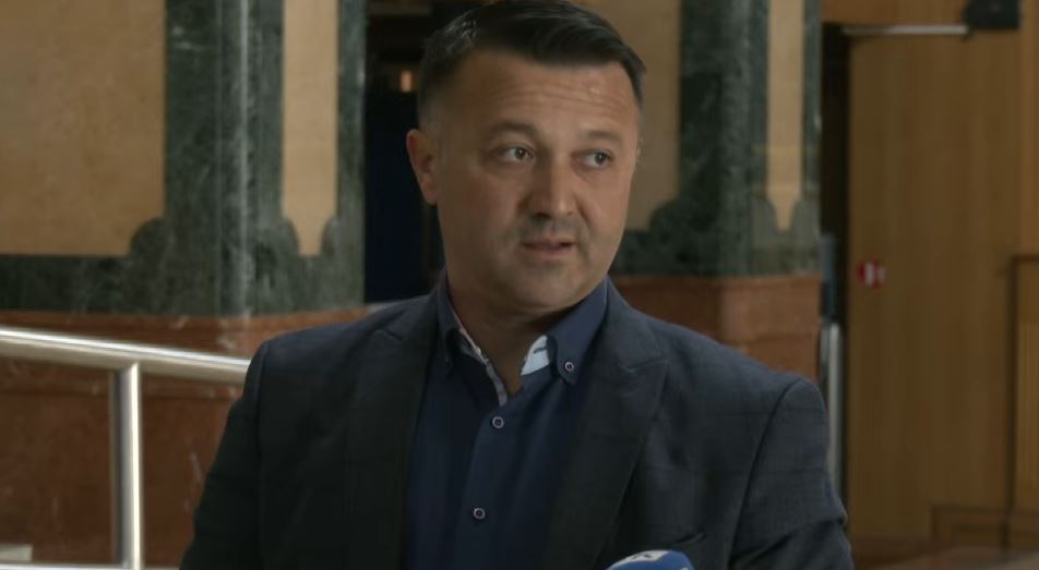 Deputeti Berisha: Do të votoj kundër Haxhiut