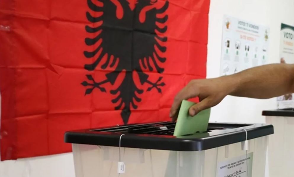 KQZ: Deri në orën 12 votuan 22.61 për qind e qytetarëve