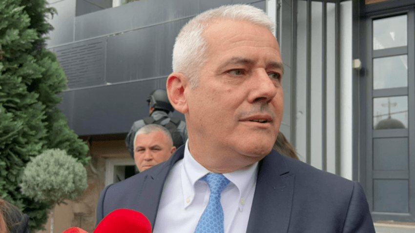 Alarmi për bombë në Kuvend, Sveçla: Ky kërcënim e ka origjinën në Serbi