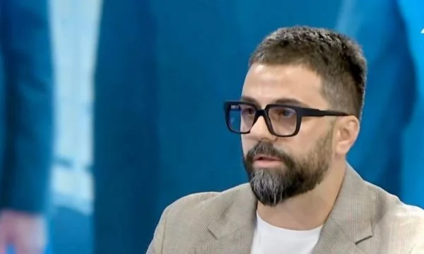 Behrami publikon videon e rrallë të Thaçit: Mbajtja e tij në Hagë padrejtësia më e madhe e shekullit
