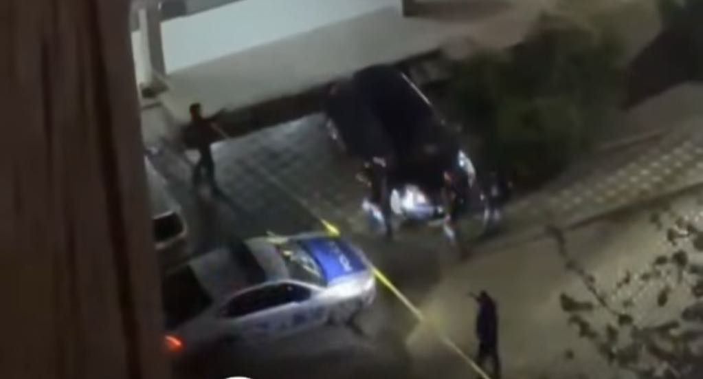 Dyshohet për të shtëna me armë, në rrugën “Muharrem Fejza” në Prishtinë