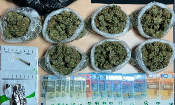 Aksioni i Antidrogës në Prishtinë rezulton me dy të arrestuar dhe sekuestrim të marihuanës