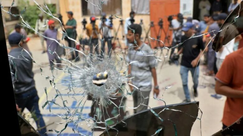 Më shumë se 200 të burgosur arratisen nga burgu në Pakistan pas tërmetit