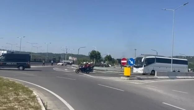 Skuadra serbe largohet nën masa të rrepta nga Tirana