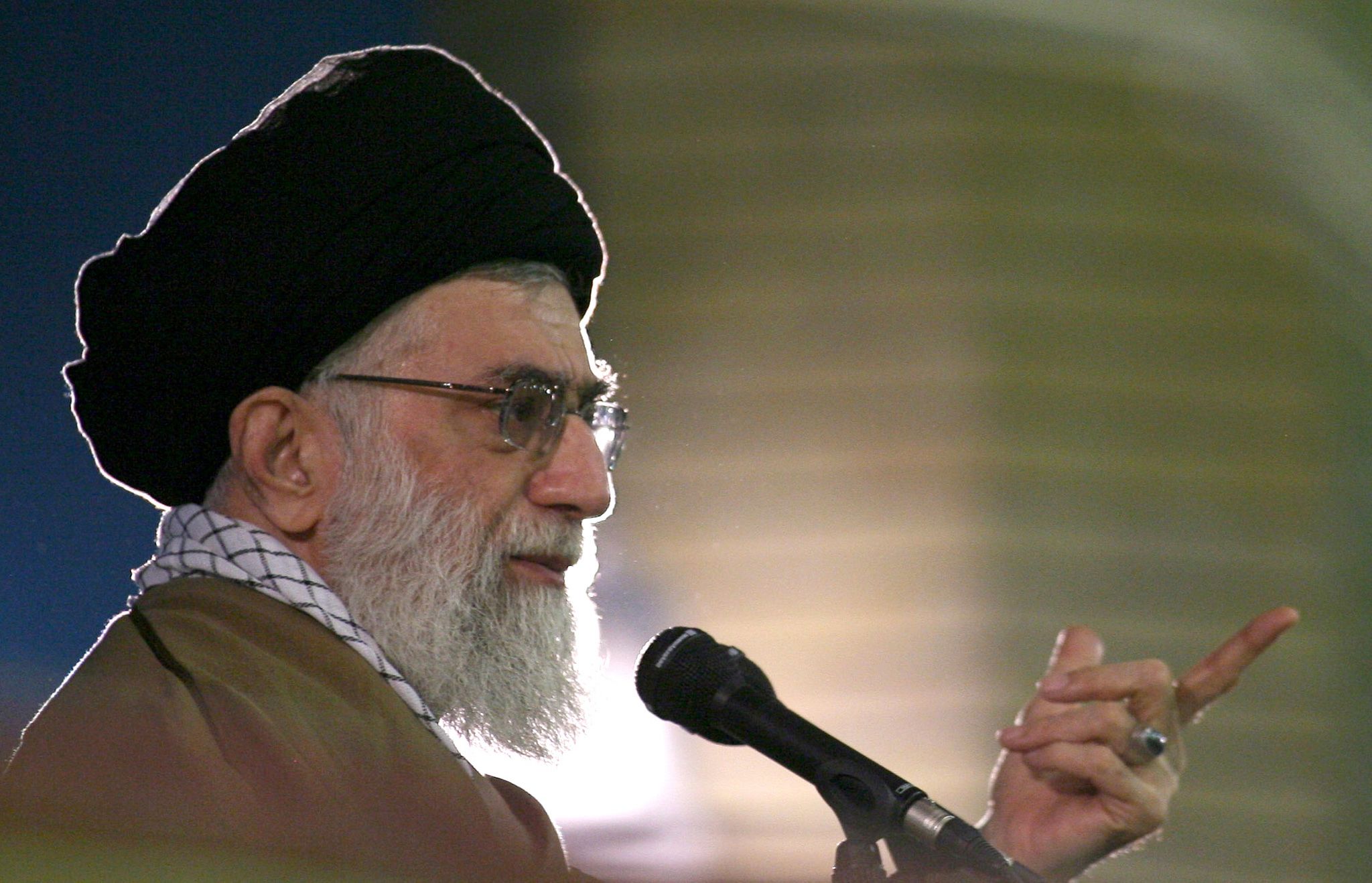 Lideri iranian deklaron “fitore” ndaj Izraelit pas armëpushimit