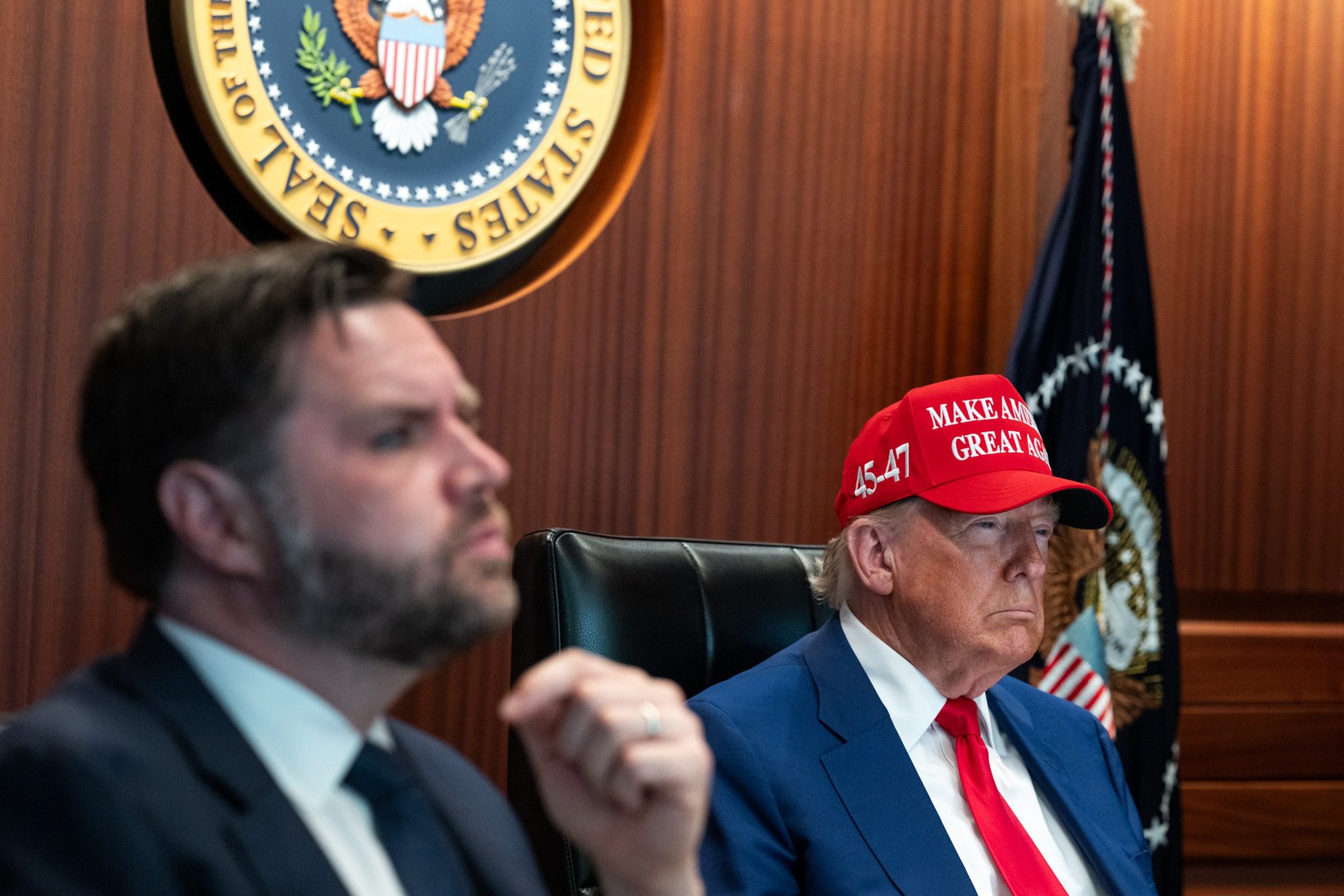 Ambasada amerikane në Tiranë shpërndan paralajmërimin e Trump ndaj Iranit