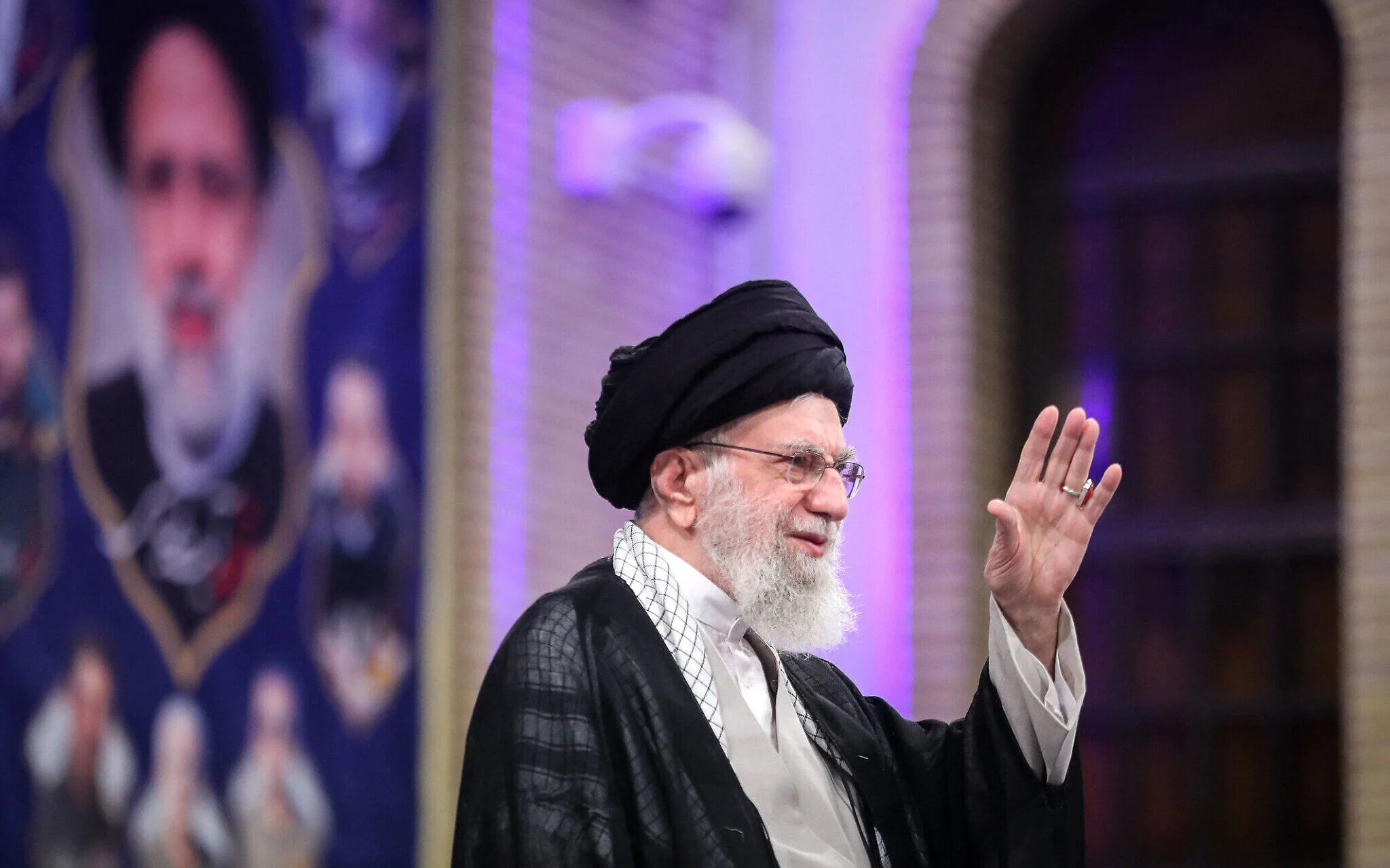 Lideri Suprem i Iranit: Beteja fillon