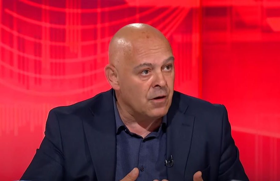 Gjini kritikon Kurtin për qasjen ndaj SHBA-së: Kosova ka nevojë për Amerikën, jo Serbia