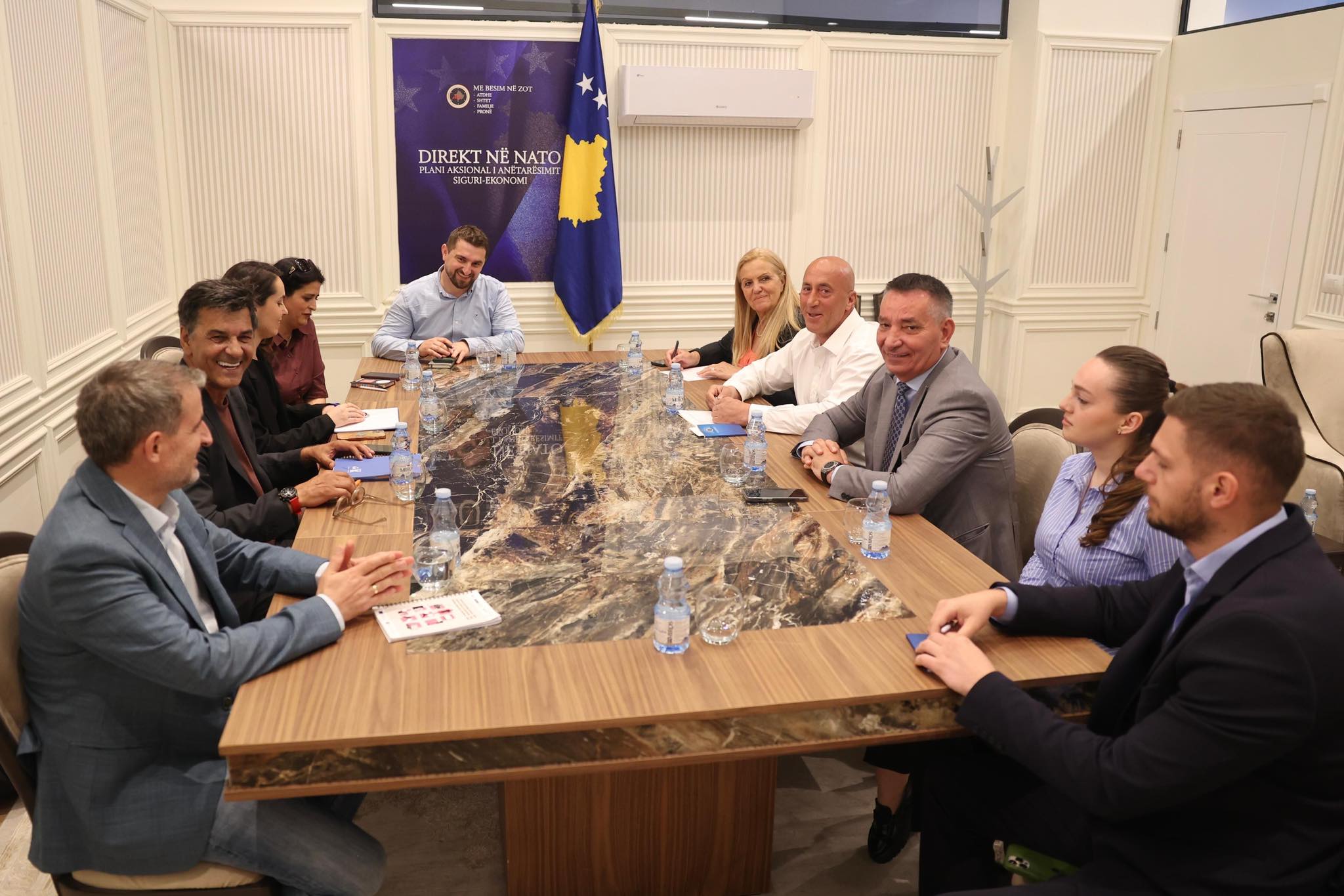 Haradinaj: Bllokada e krijuar nga VV e dëmshme, po i kushton vendit me pasoja të mëdha