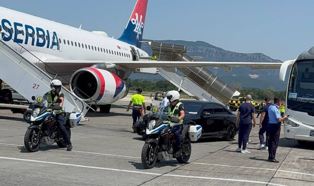 Pamje: Policia Shqiptare po kujdeset për sigurinë e futbollistëve serbë në Tiranë