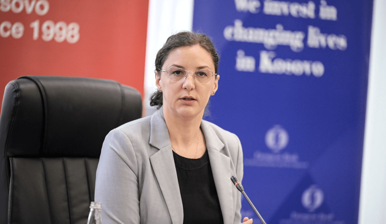 Rizvanolli: Ndërmarrjet sa më shpejtë të nënshkruajnë marrëveshjen e furnizimit me KEK-un ose të gjejnë furnizues alternativ