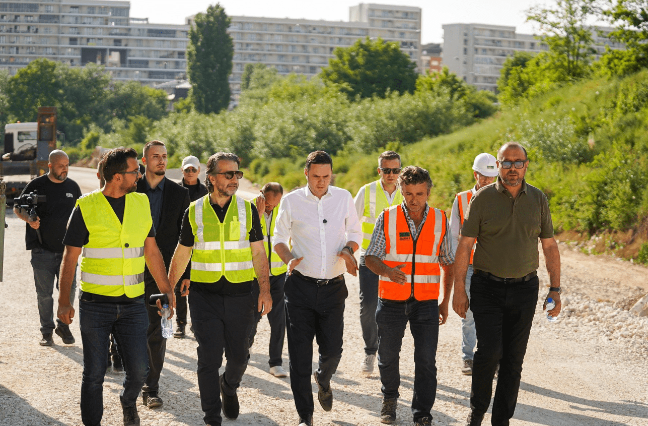 Ndalimi i punimeve në Prishtinë, Abdixhiku: Ritmi i punëve do shtohet – LDK nuk ndalet