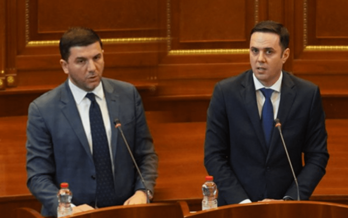 Krasniqi “e fton” Abdixhikun për koalicion: Numrat i kemi nëse LDK voton me 19 deputetë