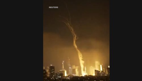 Video: Momenti kur dëgjohen shpërthimet e fuqishme në Tel-Aviv