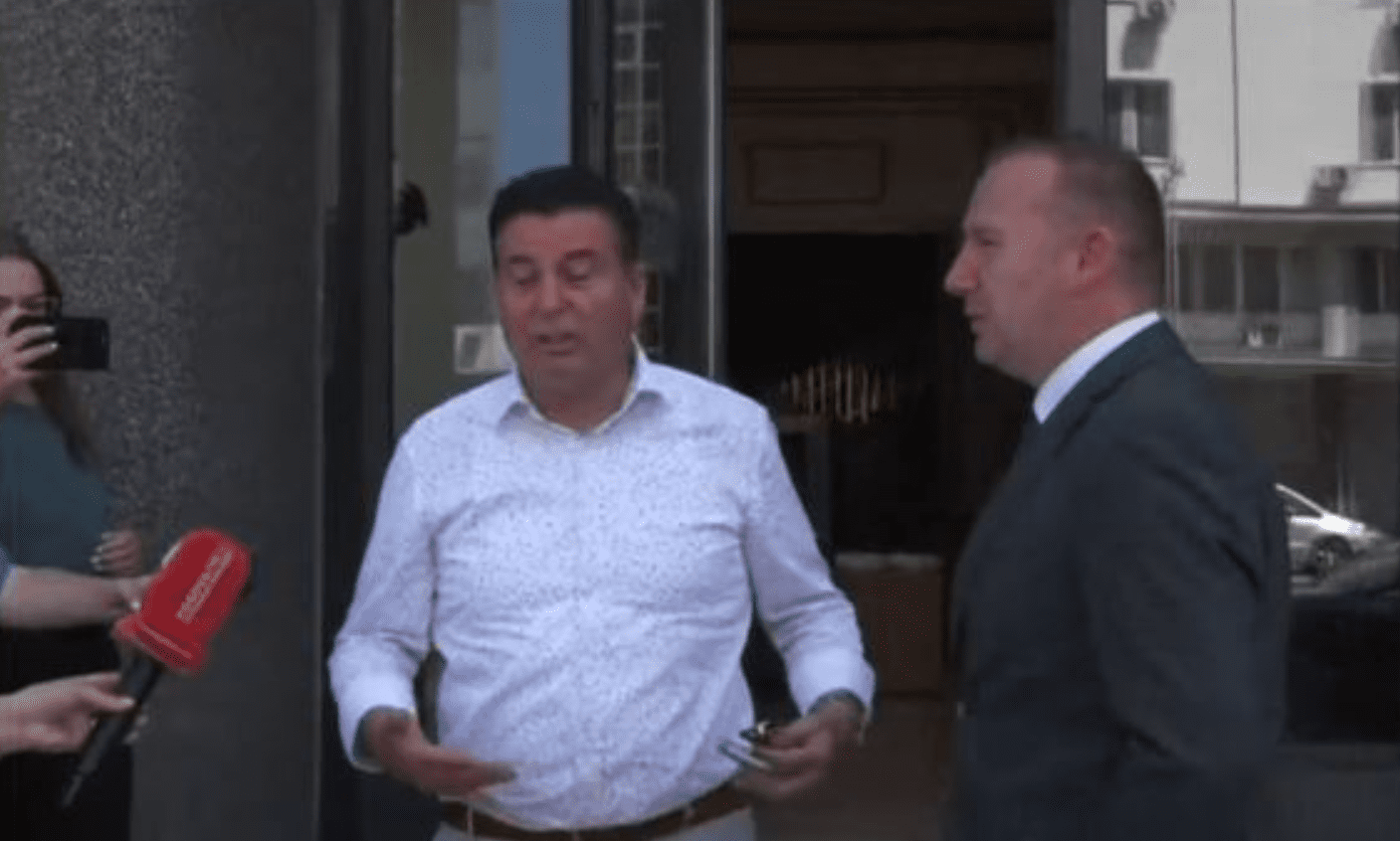 Konflikt verbal mes Zemajt të LDK-së dhe Bahtirit të VV-së: “Lëshoni ren, pse keni ardh ju”