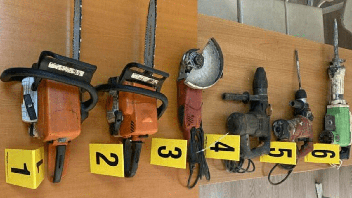 Vodhi mjete të ndryshme, arrestohet hajni 39-vjeçar në Gjilan