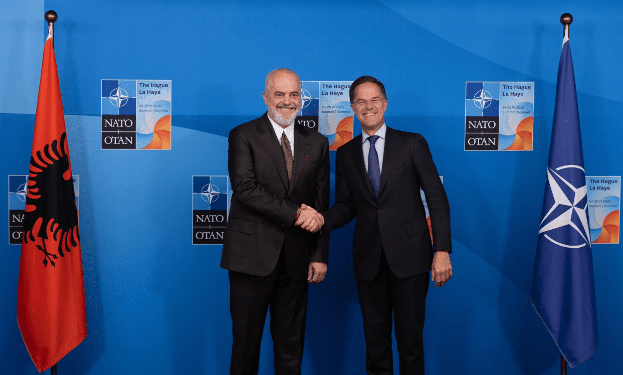 Rama takohet me shefin e NATO-s, ja se për çka folën