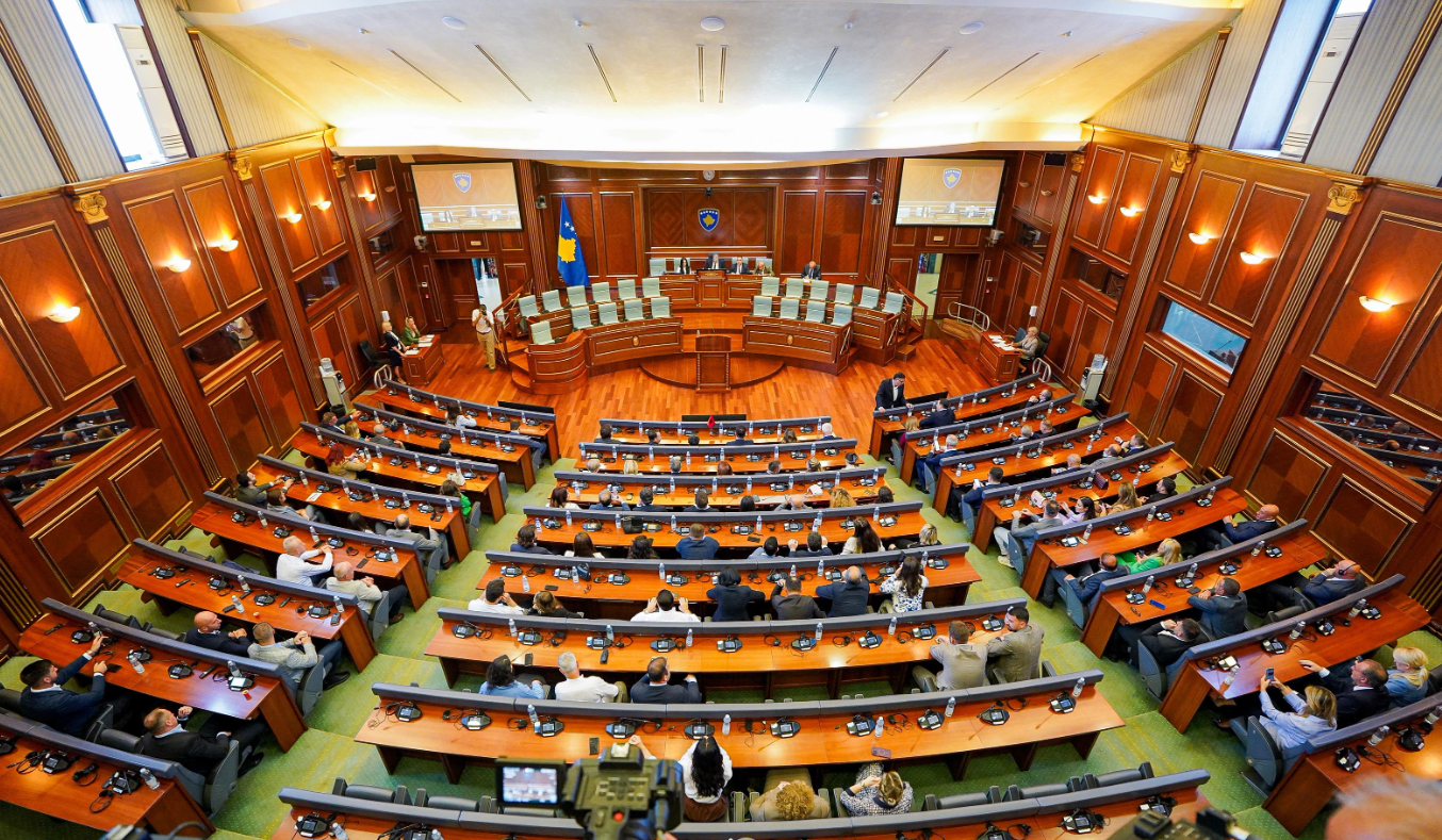 Kosova pa Kuvend, miliona eurot në pritje