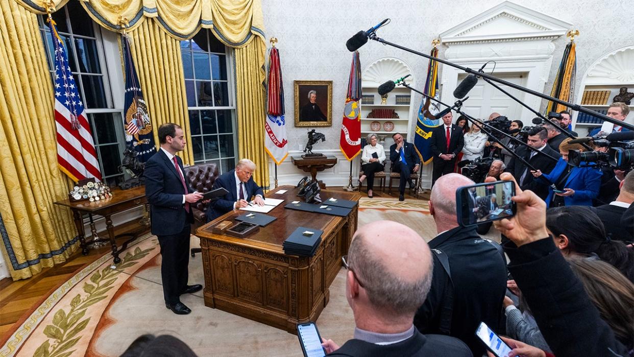 Trump: Një mik në Serbi më tha se do të futeshin përsëri në luftë me Kosovën, ne e ndaluam