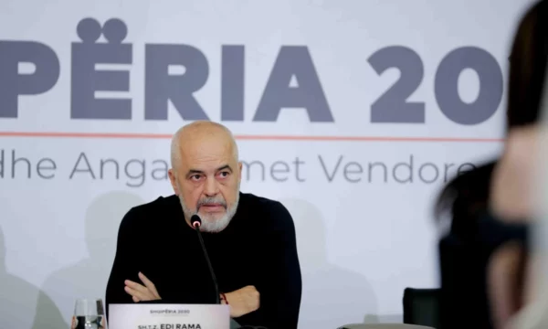 Rama kërkon shkarkimin e kryetarëve të njësive administrative në Shqipëri