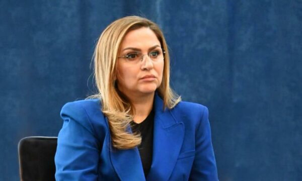 Deputetja e VV bën thirrje që të merret seriozisht kërcënimi me bombë