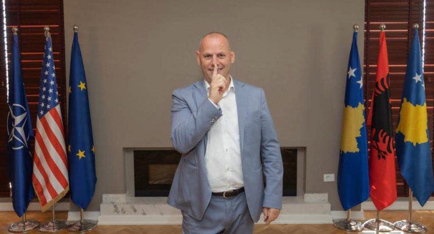 Ramiz Lladrovci kërkon qetësi nga votuesit e tij: Bedelët i munda dhe i mundi sërish
