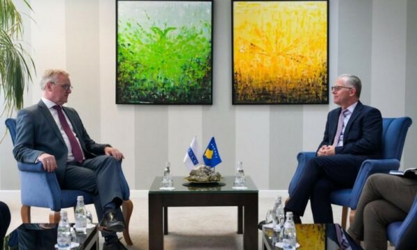Bislimi takohet me shefin e ri të OSBE-së në Kosovë