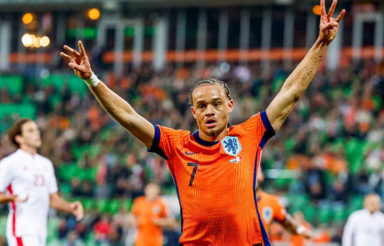 Barcelona në bisedime për rikthimin e Xavi Simons 