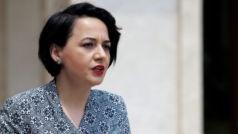 Reagon deputetja Pacolli: Sulmi nuk ishte spontan, video është incizuar nga gruaja ose vajza e tij