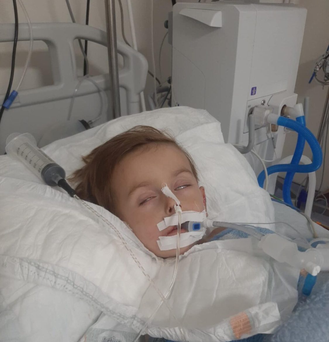 3-vjeçari Siar nga Gjilani ka nevojë për trajtim urgjent jashtë vendit 