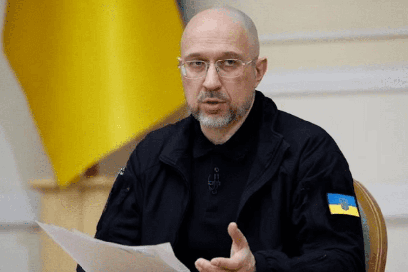 Jep dorëheqje kryeministri i Ukrainës