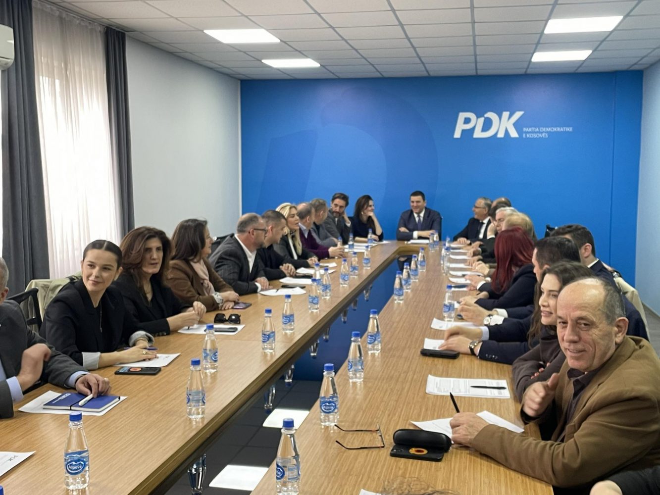 PDK: Rasti i Thaçit dhe të tjerëve, e papranueshme që asnjë kërkesë e mbrojtjes nuk merret parasysh