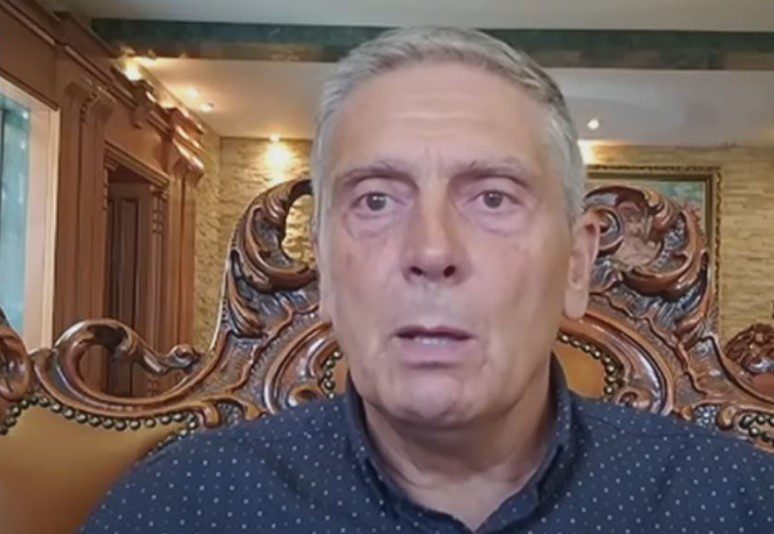 Sandulloviq: Represionet e Vuçiqit në Serbi në stilin e Millosheviqit në Kosovë