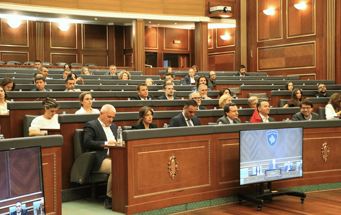Cakolli: Si mund të quhet zgjidhje një procedurë që ka dështuar 34 herë?