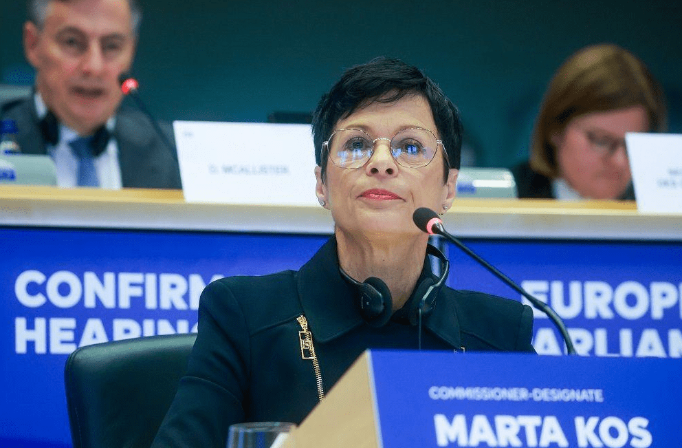 Kamberi merr letër edhe nga Kos lidhur me trajtimin e shqiptarëve nga Serbia