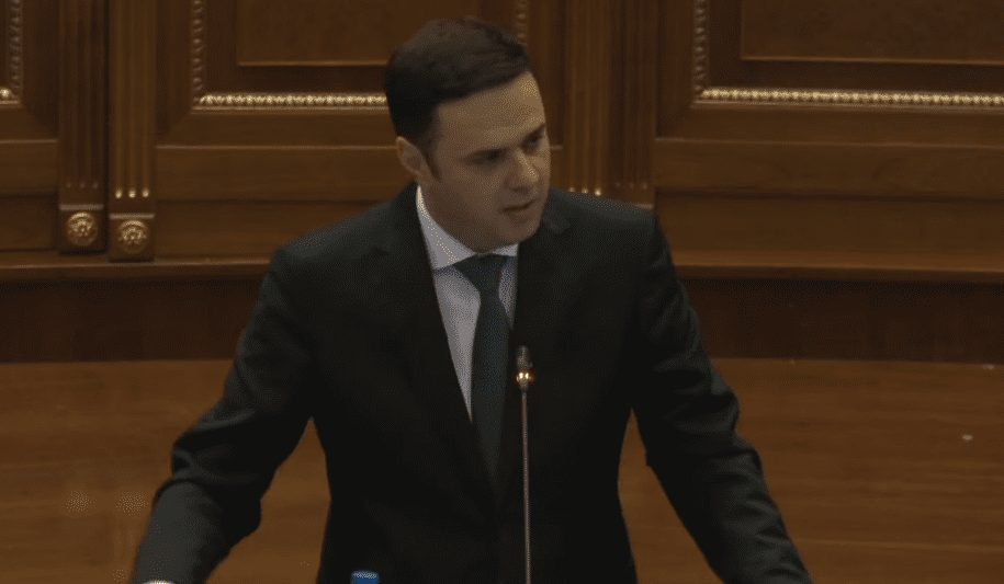 Abdixhiku: Vendi është lodhur nga politikanët që s’respektojnë ligjin, shtetin dhe prokurorët