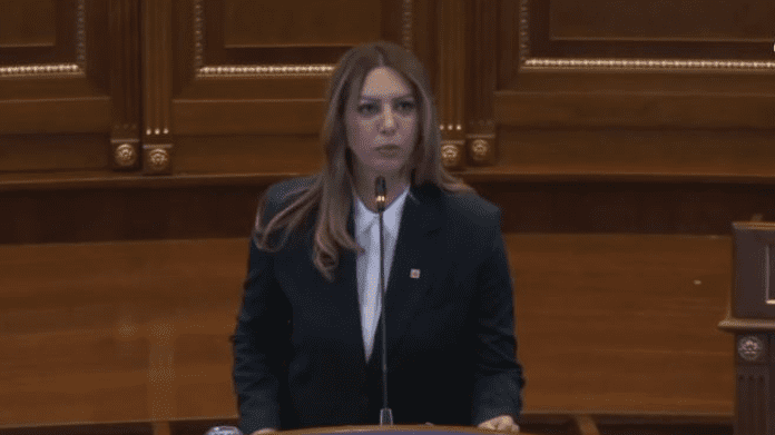 Deputetja e LDK-së: VV-ja ende s’e ka kuptuar që pushteti nuk është pronë personale