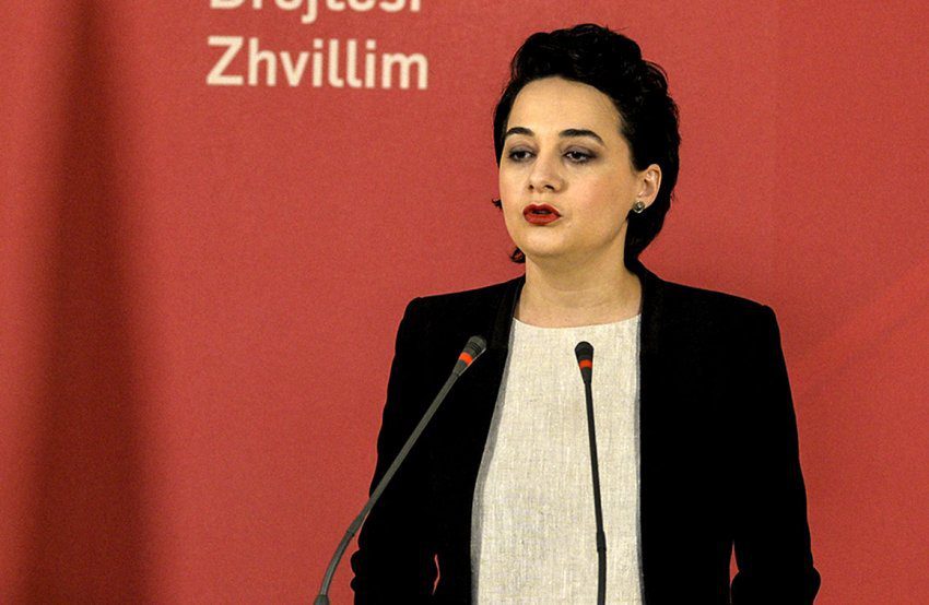 Ideatorja e “Unë jam gru, gur” i reagon Pacollit: Më së paku mund ta përdorësh ti – kryej punët tuaja
