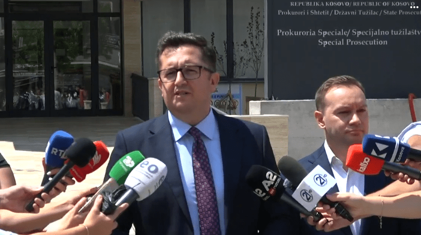 LDK-ja dorëzon në Prokurorinë Speciale vendimin e Supremes, deklarohet Mustafa
