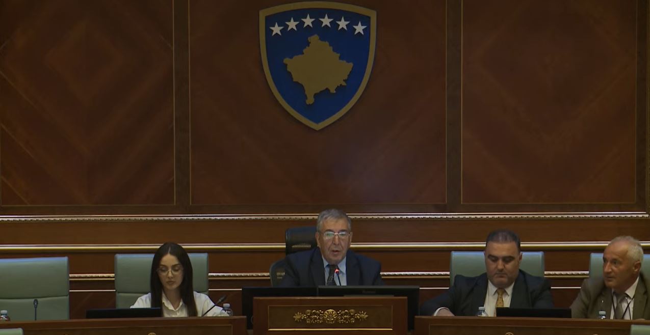 Kuvendi dështon në përpjekjen e 42-të për konstituim, seanca shtyhet për të hënën