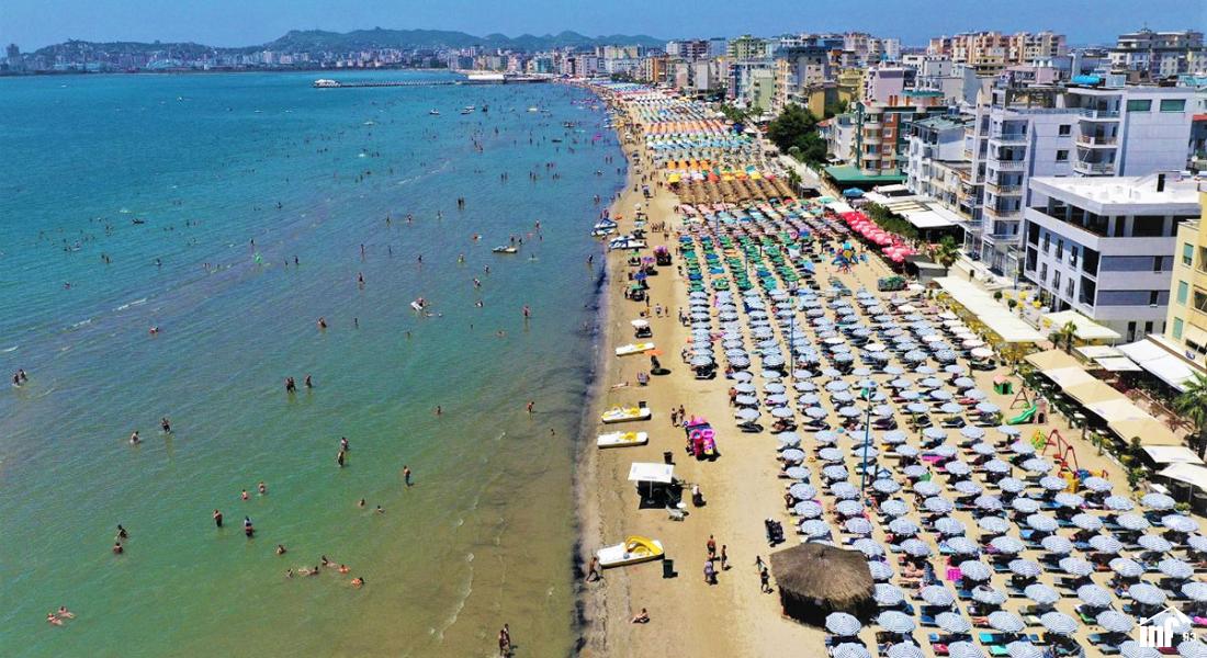 Durrës: Arrestohet një 18-vjeçar, dyshohet se shpërndante drogë në plazh