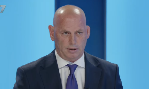 “Nuk ka bir nane që m’qet prej PDK-së”, Lladrovci: Në zgjedhje qendrore po bëhemi bashkë, në lokale prenu ju mes veti